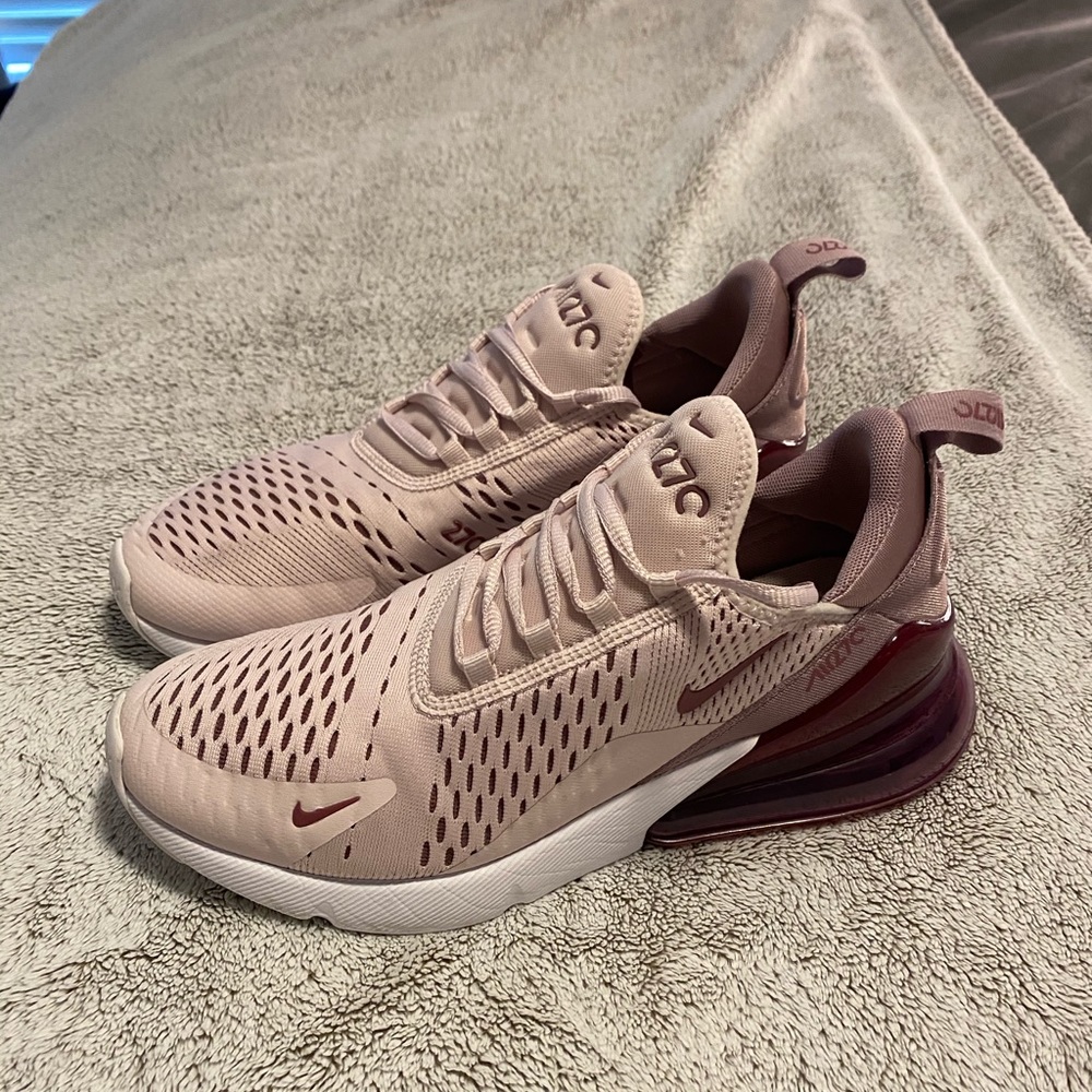 Nike Air Max 270